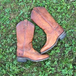 Frye Billy Boot - Size 6.5, EUC!